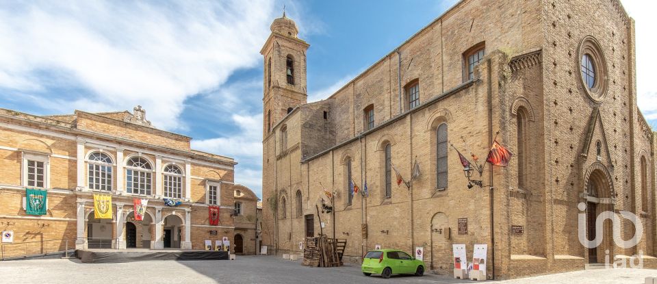 Negozio / locale commerciale di 30 m² in Sant'Elpidio a Mare (63811)