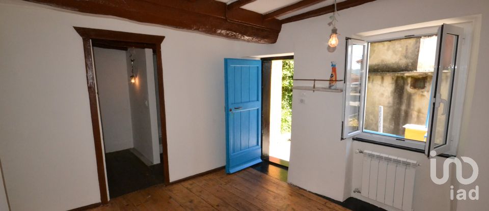 Casa di paese 3 locali di 45 m² in Lumarzo (16024)