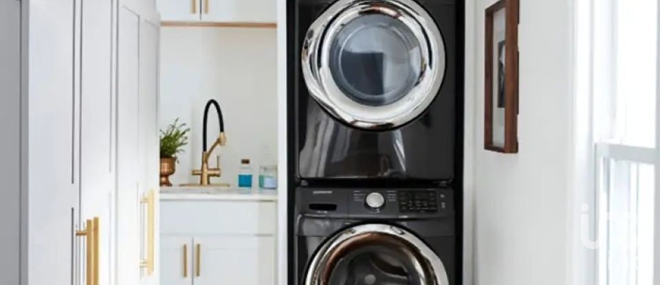 Casa indipendente / Villa 6 locali di 109 m² in Fermo (63900)