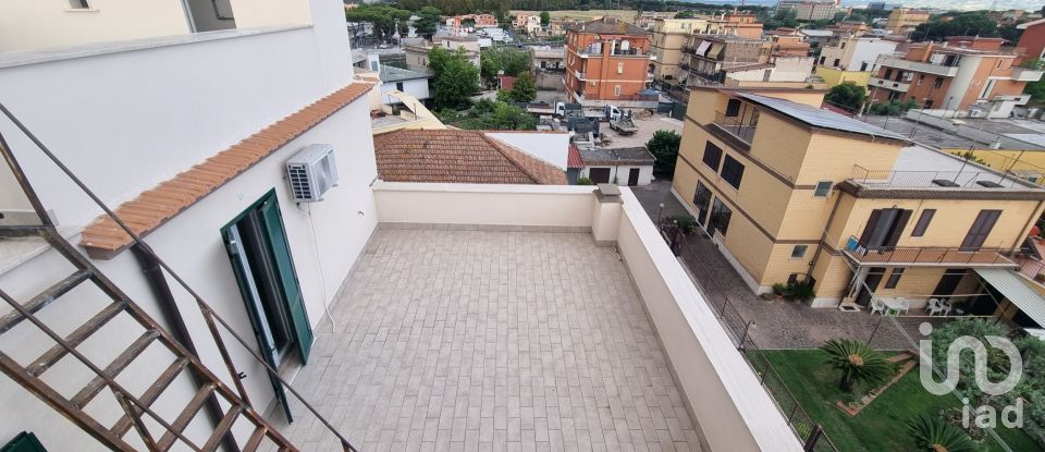 Loft 2 locali di 95 m² a Roma (00155)