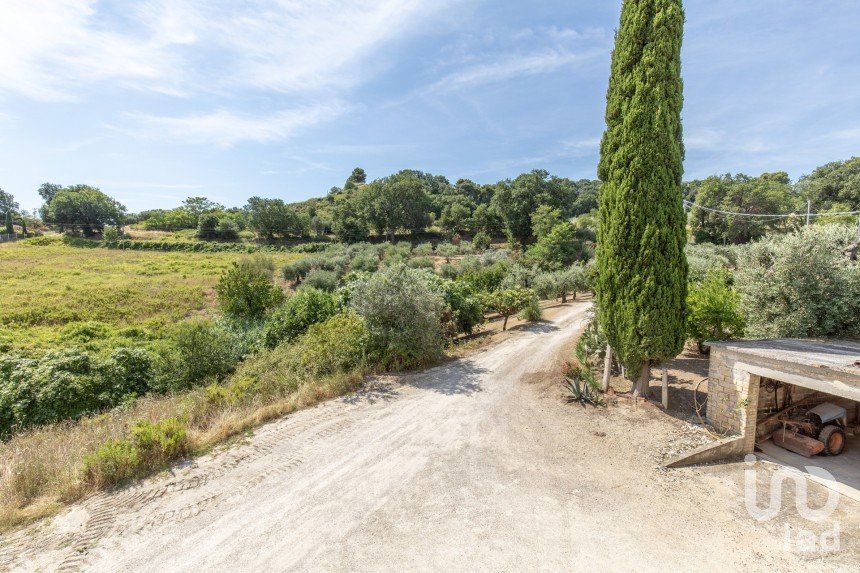 Casa indipendente 6 locali di 290 m² in Campofilone (63828)