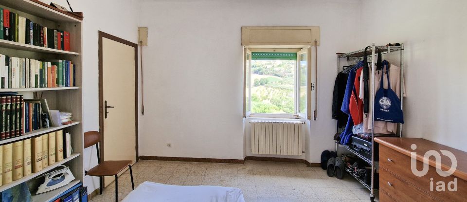 Casa indipendente 6 locali di 290 m² in Campofilone (63828)