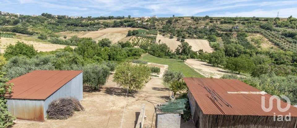 Casa indipendente 6 locali di 290 m² in Campofilone (63828)