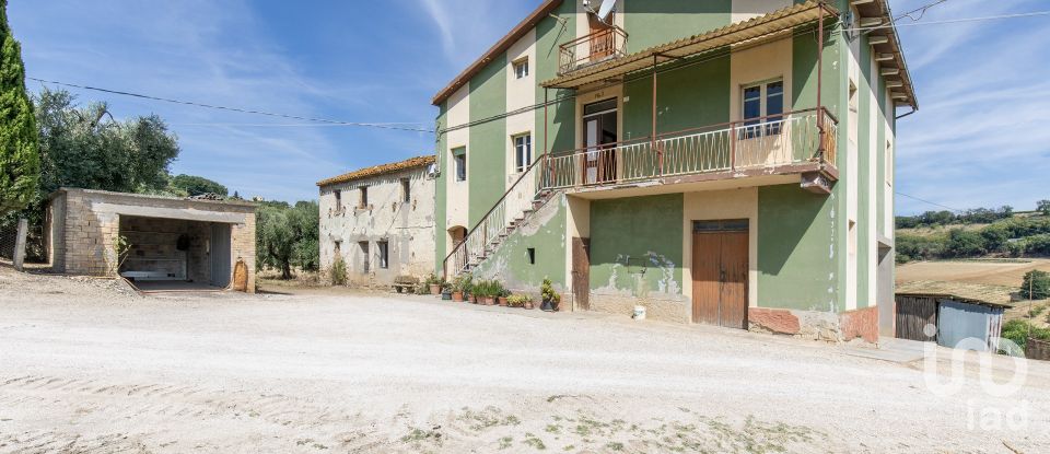 Casa indipendente 6 locali di 290 m² in Campofilone (63828)
