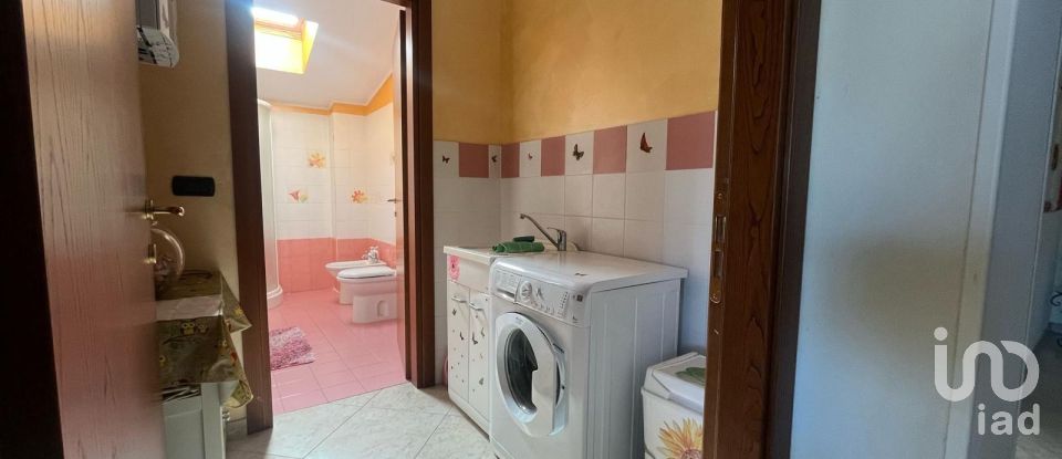 Villa Bifamiliare 8 locali di 150 m² a Arezzo (52100)