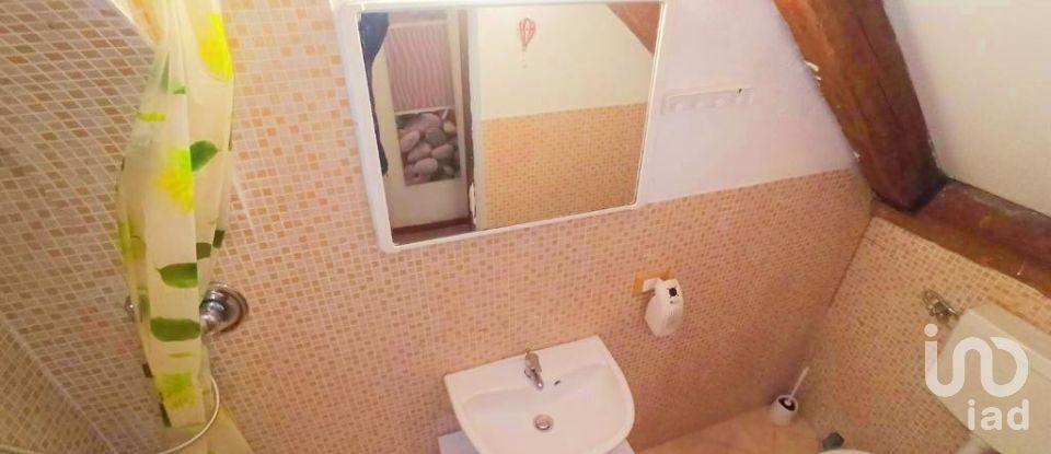 Negozio / locale commerciale di 35 m² in Genova (16166)