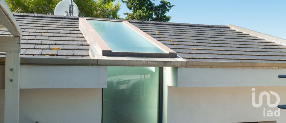 Townhouse 5 rooms of 336 m² in Civitanova Marche (62012)