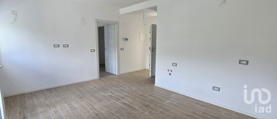 Bilocale di 51 m² a Genova (16159)