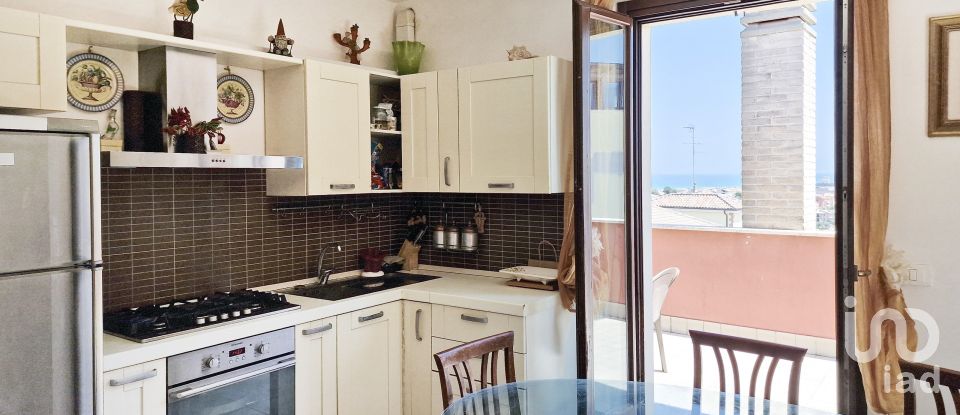 Trilocale di 90 m² a Porto Sant'Elpidio (63821)