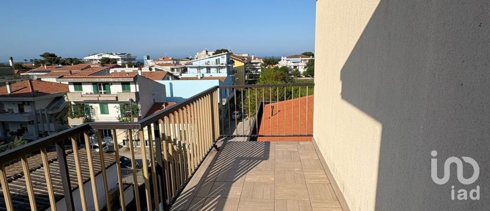 Quadrilocale di 90 m² a Roseto degli Abruzzi (64026)