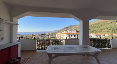 Appartamento 6 locali di 100 m² a - (87030)