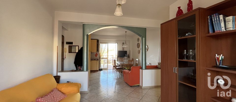 Appartamento 6 locali di 100 m² a - (87030)