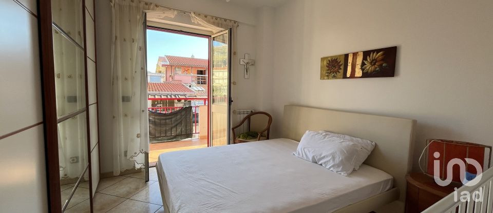 Appartamento 6 locali di 100 m² a - (87030)