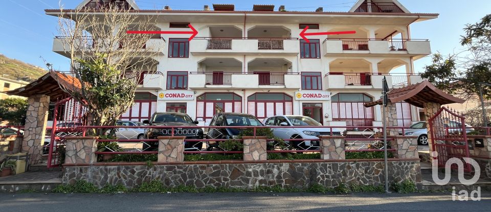 Appartamento 6 locali di 100 m² a - (87030)