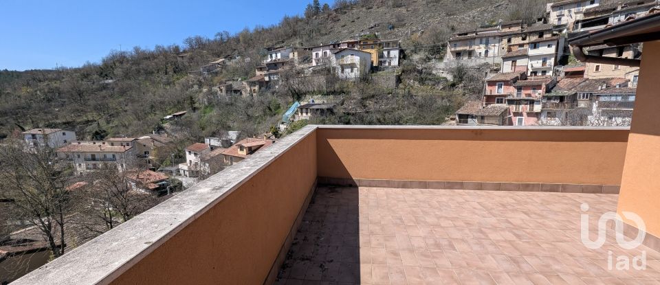 Costruzione di 217 m² in L'Aquila (67100)