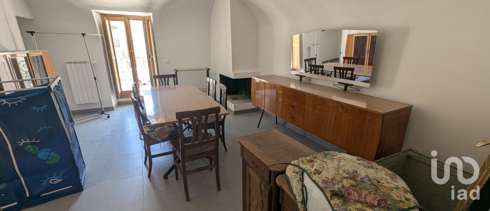 Costruzione di 217 m² in L'Aquila (67100)