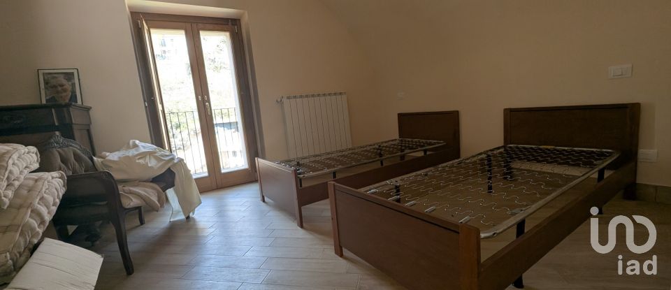 Costruzione di 217 m² in L'Aquila (67100)