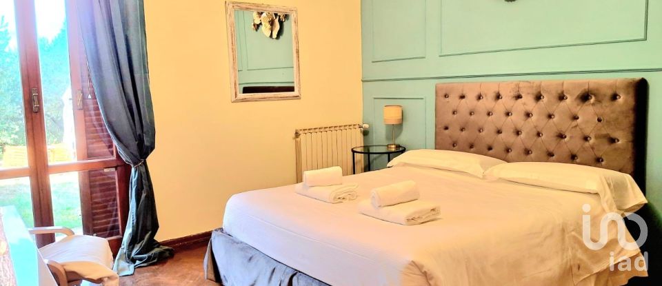 Casa indipendente / Villa 3 locali di 135 m² in Firenze (50139)