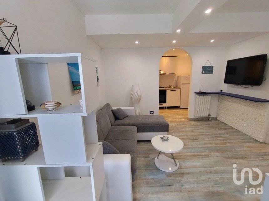 Two-room apartment of 68 m² in Ghiffa (28823)