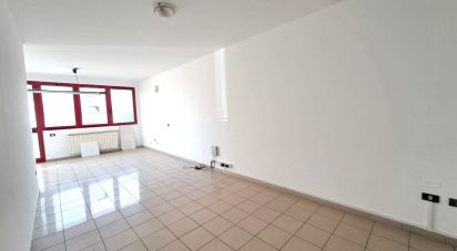 Shop / premises commercial of 65 m² in Polesella (45038)