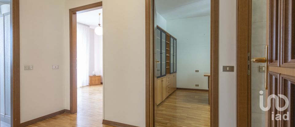 Appartamento 5 locali di 124 m² a Recanati (62019)