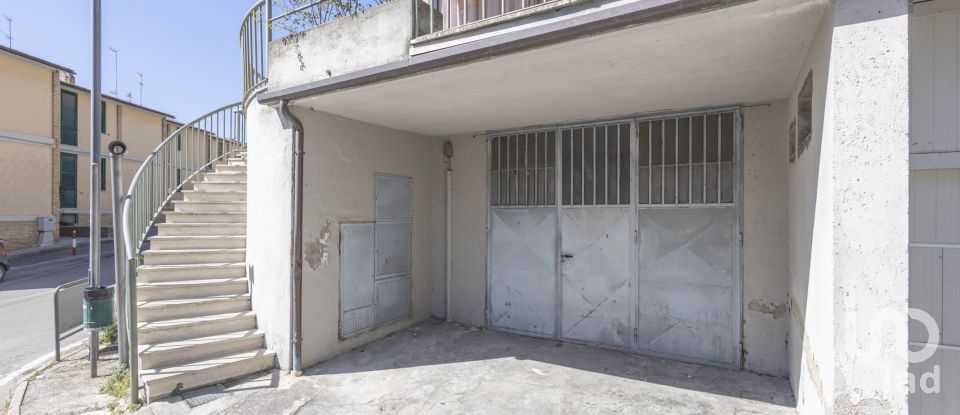 Appartamento 5 locali di 124 m² a Recanati (62019)