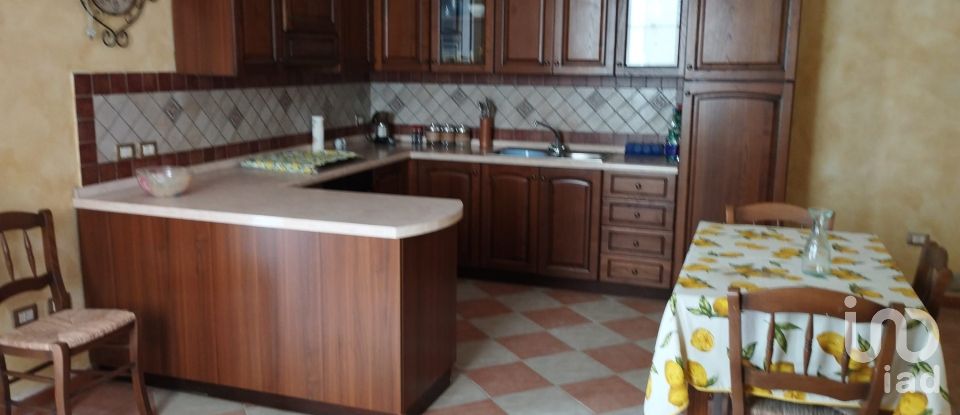 Casa indipendente / Villa 8 locali di 150 m² in Bessude (07040)