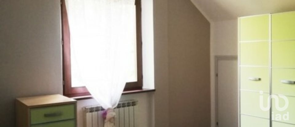 Farm 14 rooms of 330 m² in Cerreto d'Esi (60043)