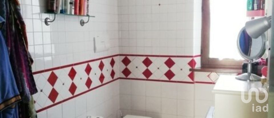 Farm 14 rooms of 330 m² in Cerreto d'Esi (60043)