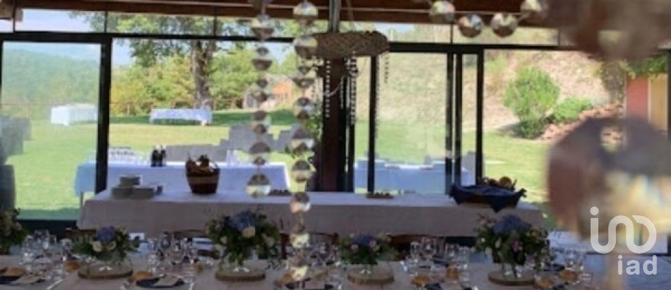 Hotel-ristorante di 750 m² in Fabriano (60044)