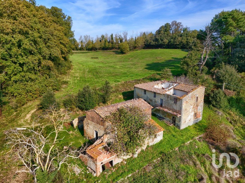 Casa indipendente / Villa 18 locali di 635 m² in Gambassi Terme (50050)