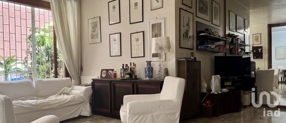 Apartment 7 rooms of 100 m² in Roma (00167)