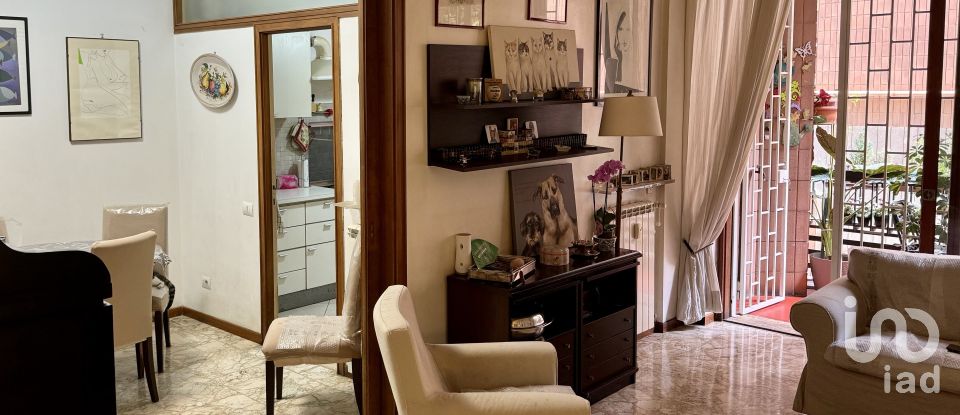 Apartment 7 rooms of 100 m² in Roma (00167)