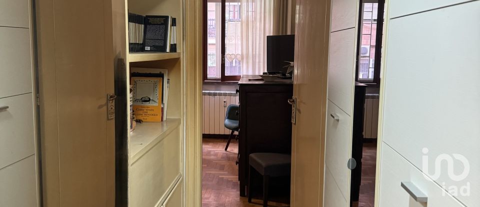 Apartment 7 rooms of 100 m² in Roma (00167)