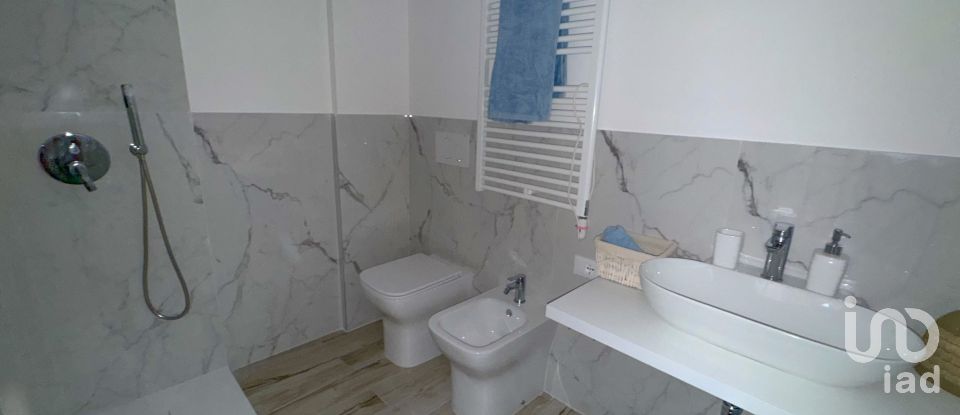 Three-room apartment of 65 m² in Albenga (17031)