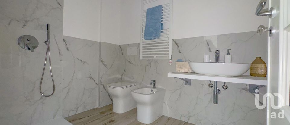 Three-room apartment of 65 m² in Albenga (17031)