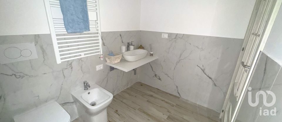 Three-room apartment of 65 m² in Albenga (17031)