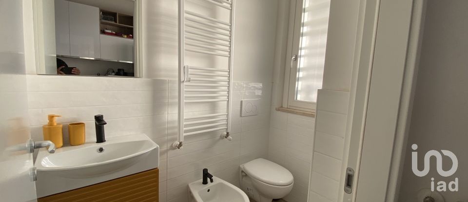 Villa Bifamiliare 4 locali di 90 m² a Guidonia Montecelio (00012)