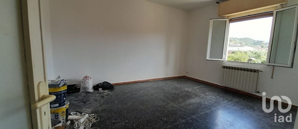 Bilocale di 50 m² a Quiliano (17047)