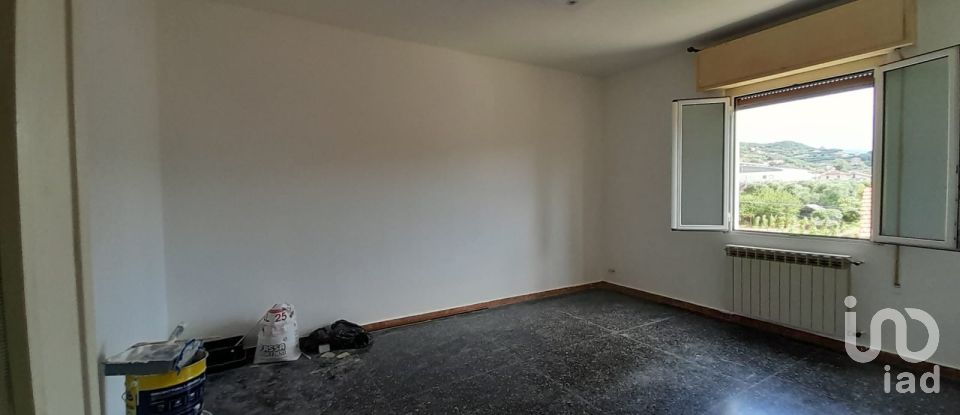 Bilocale di 50 m² a Quiliano (17047)