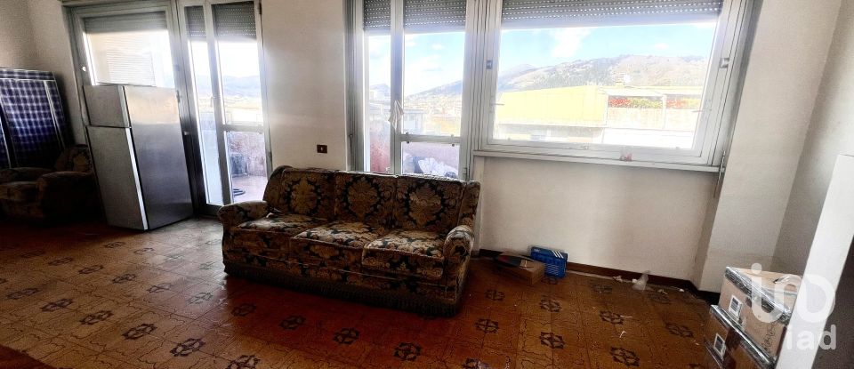 Appartamento 9 locali di 180 m² a Prato (59100)