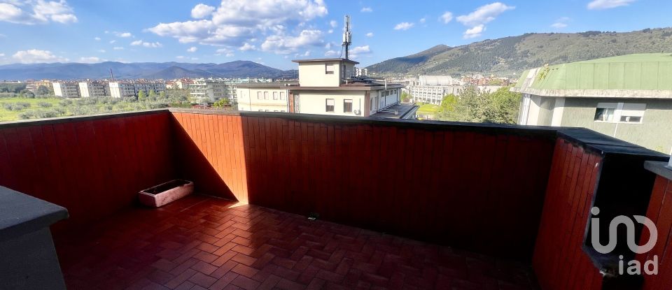 Appartamento 9 locali di 180 m² a Prato (59100)