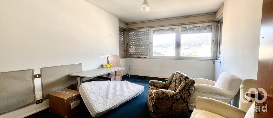 Appartamento 9 locali di 180 m² a Prato (59100)