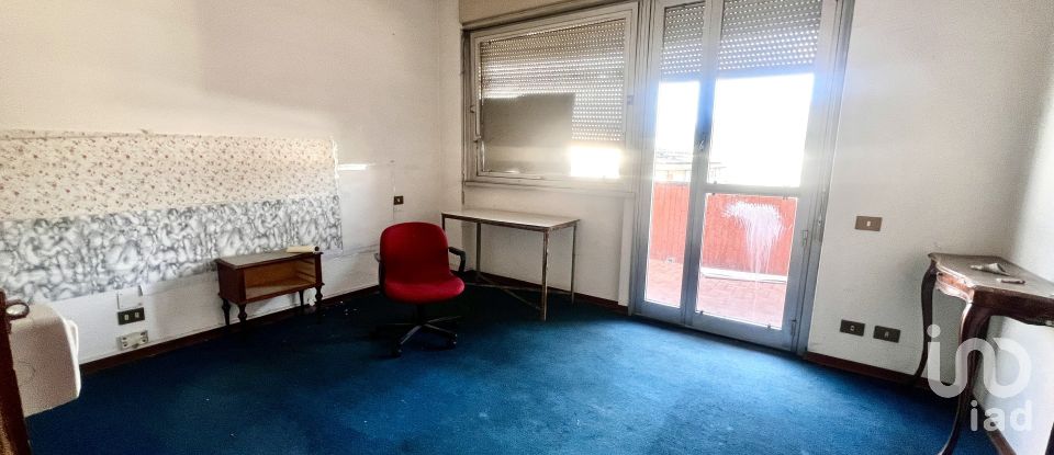 Appartamento 9 locali di 180 m² a Prato (59100)