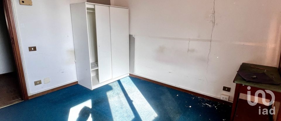 Appartamento 9 locali di 180 m² a Prato (59100)