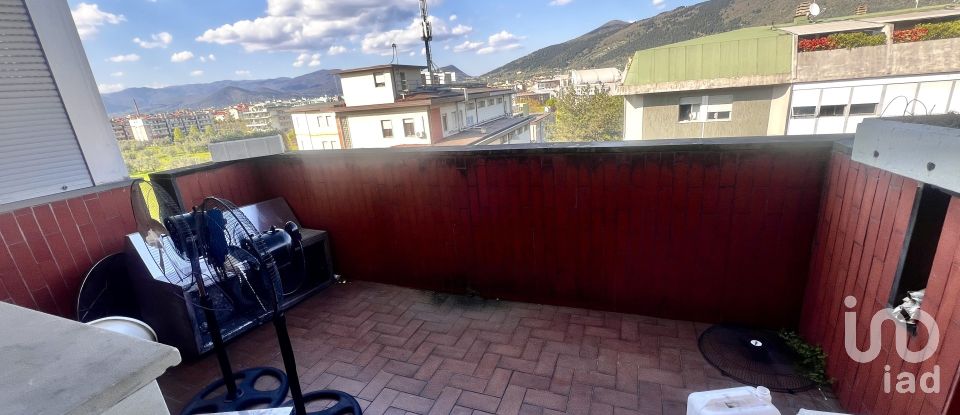 Appartamento 9 locali di 180 m² a Prato (59100)