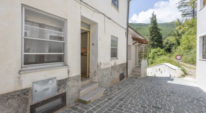 Costruzione 4 locali di 120 m² a Apiro (62021)