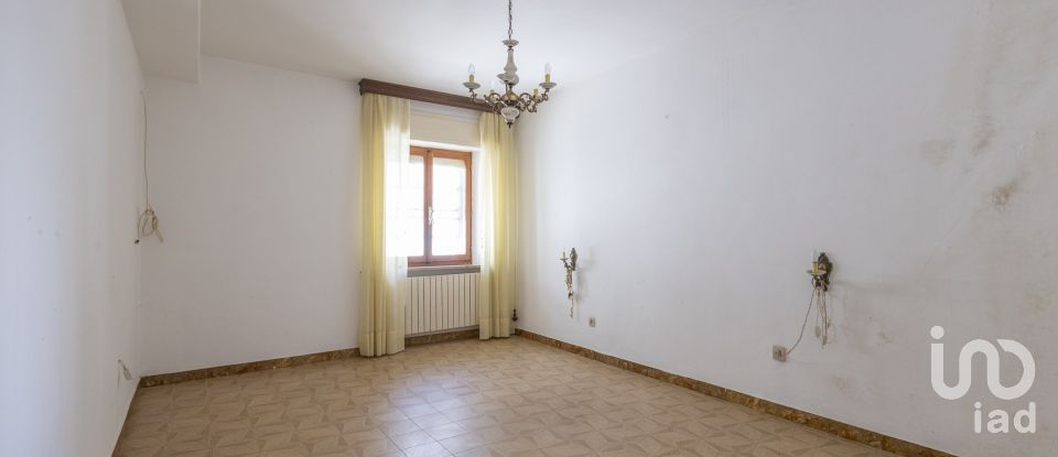 Costruzione 4 locali di 120 m² a Apiro (62021)