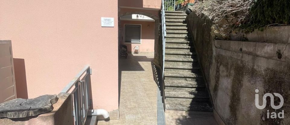 Appartamento 5 locali di 86 m² a Pietrabruna (18010)