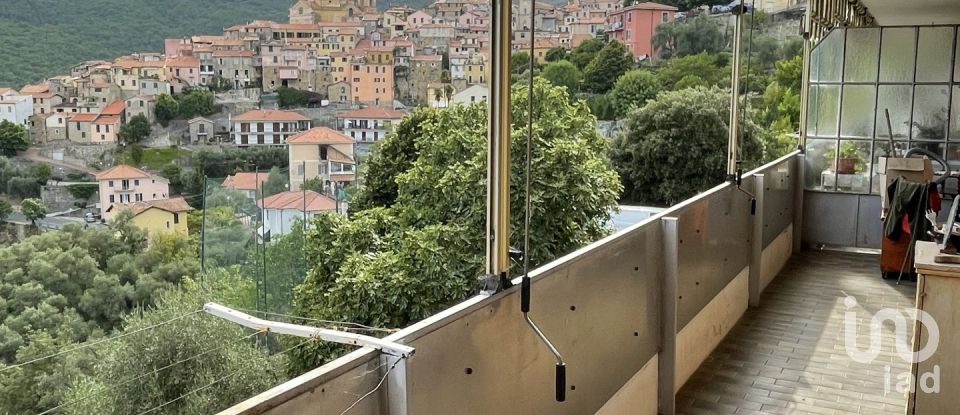 Appartamento 5 locali di 86 m² a Pietrabruna (18010)